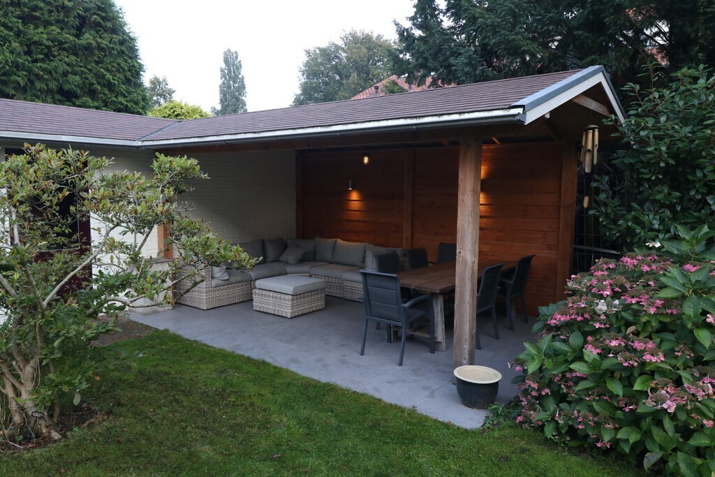 Sitting area in our backgarden.