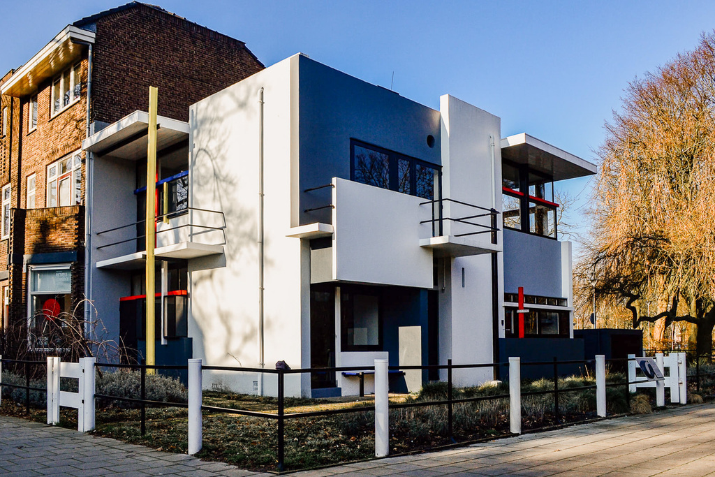 Rietveld Schröderhuis in Utrecht. 15 min bike ride.