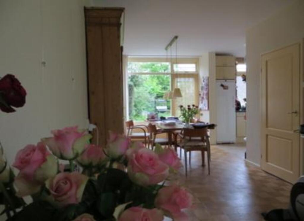 achterkamer naar keuken