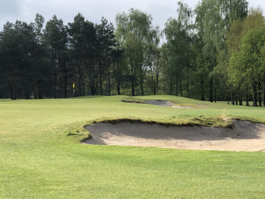 Golf course 27-hole course nearby