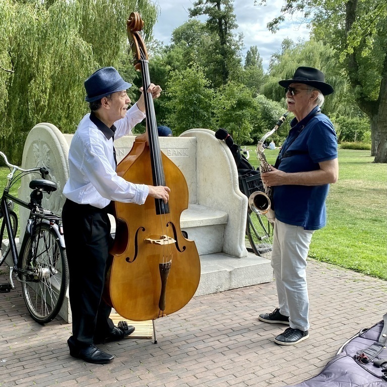 Eastern Park-1 (8 mins on foot)