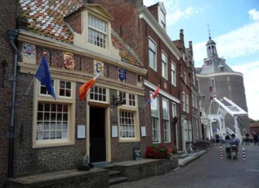 example of a small monument in town