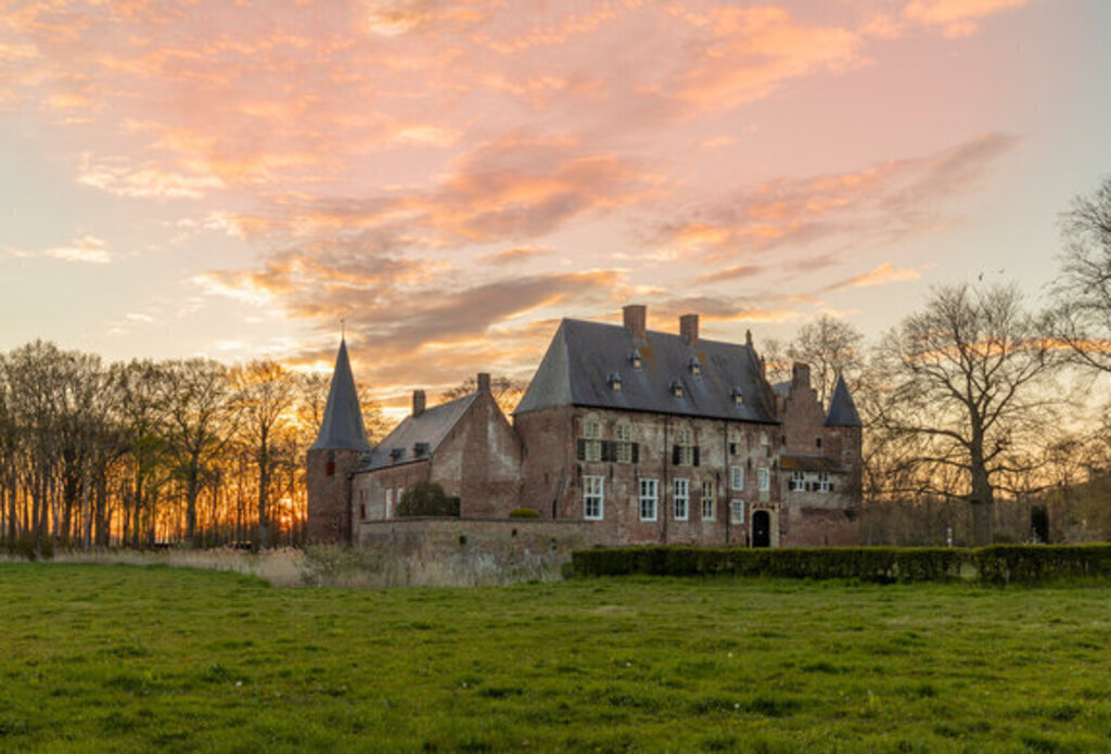 Kasteel Hernen (22 km)