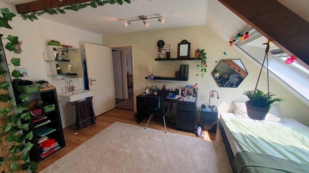 Josephina's bedroom (with 140x200 cm bed)