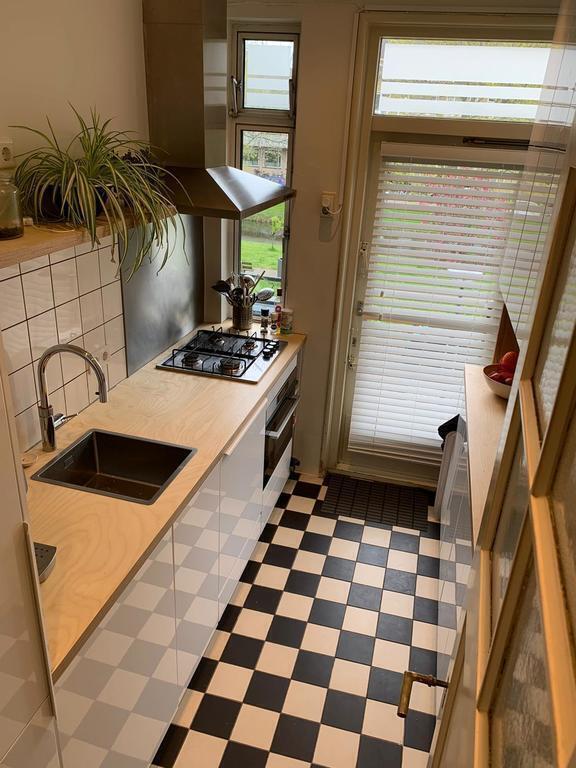 Well equiped new kitchen