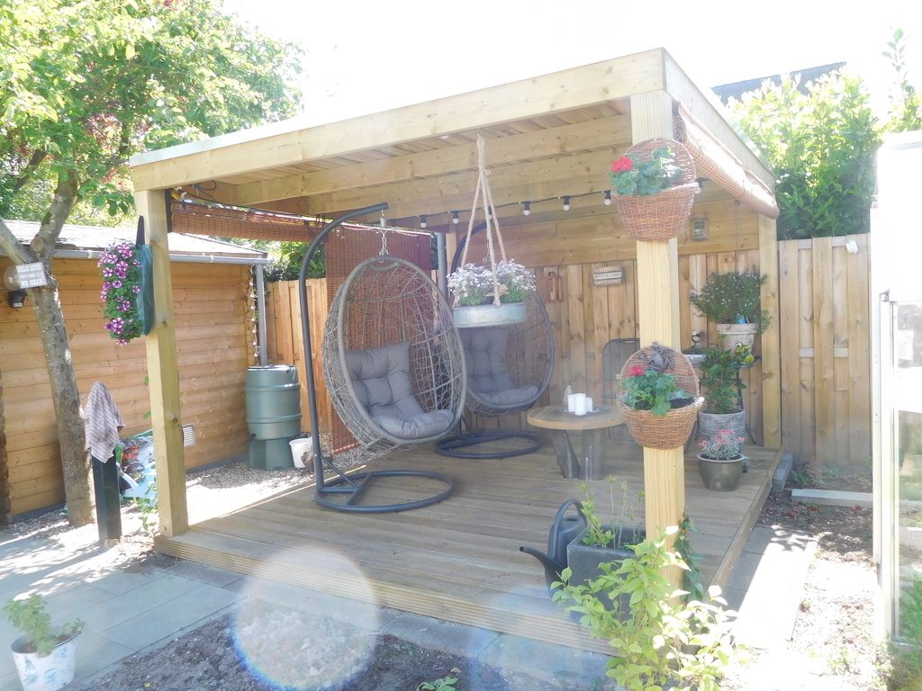 Second terrace in the backyard