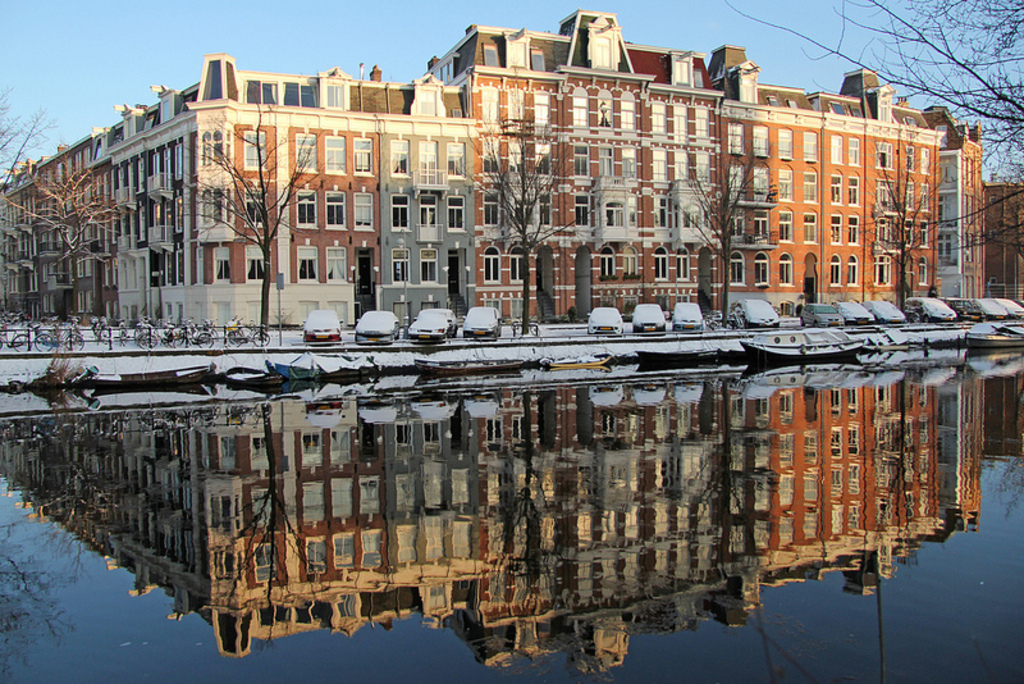 Singelgracht in front of the house