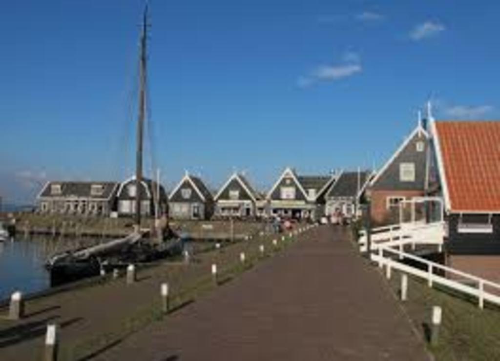 Marken