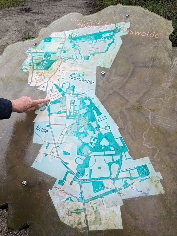 Walking areas / parks