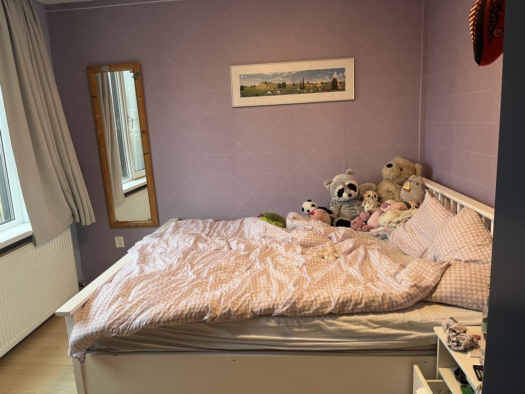 Tjitske's bedroom with double bed