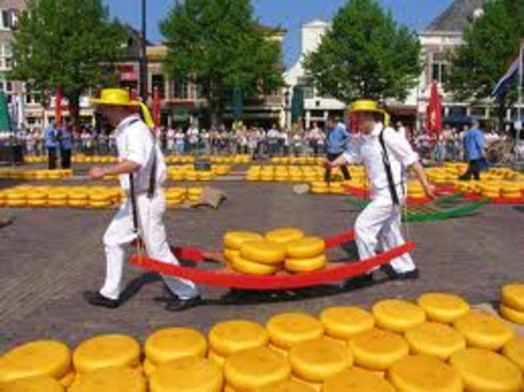 Resume your trip and you're on the famous Dutch cheese-market in Alkmaar