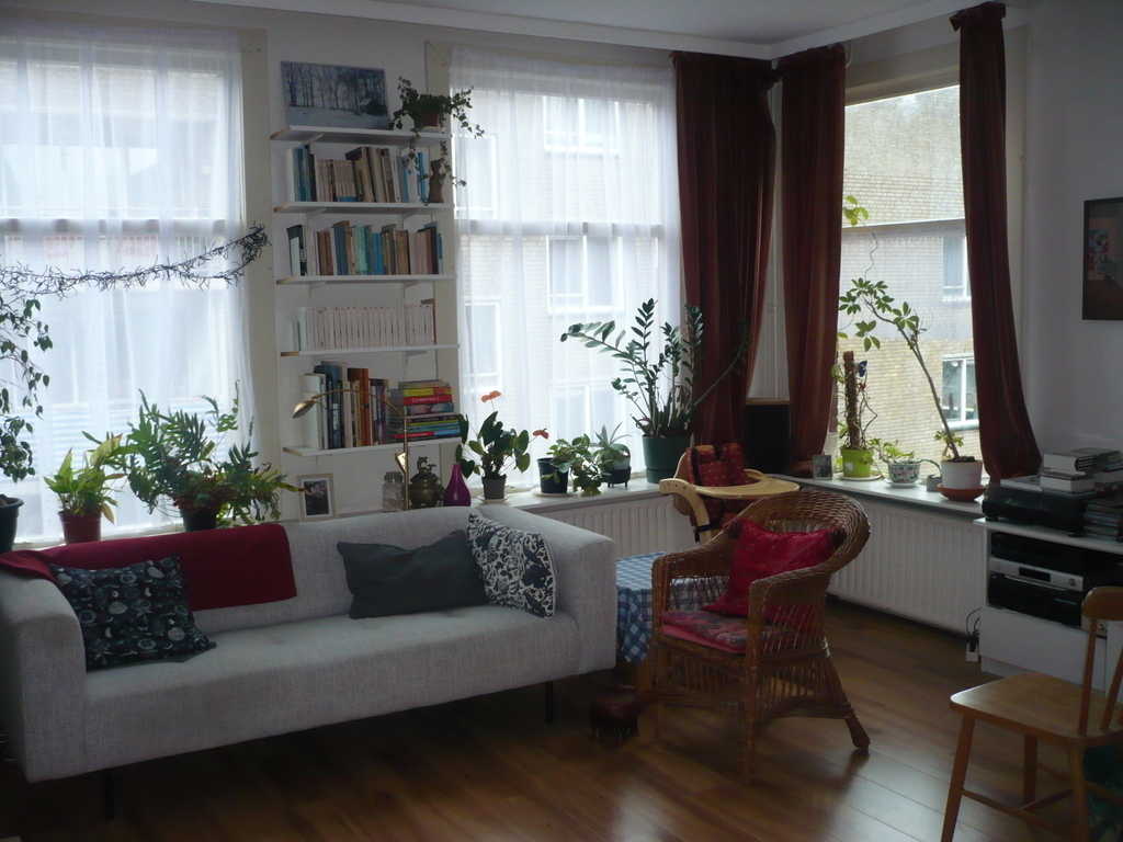 Third floor, living room & kitchen