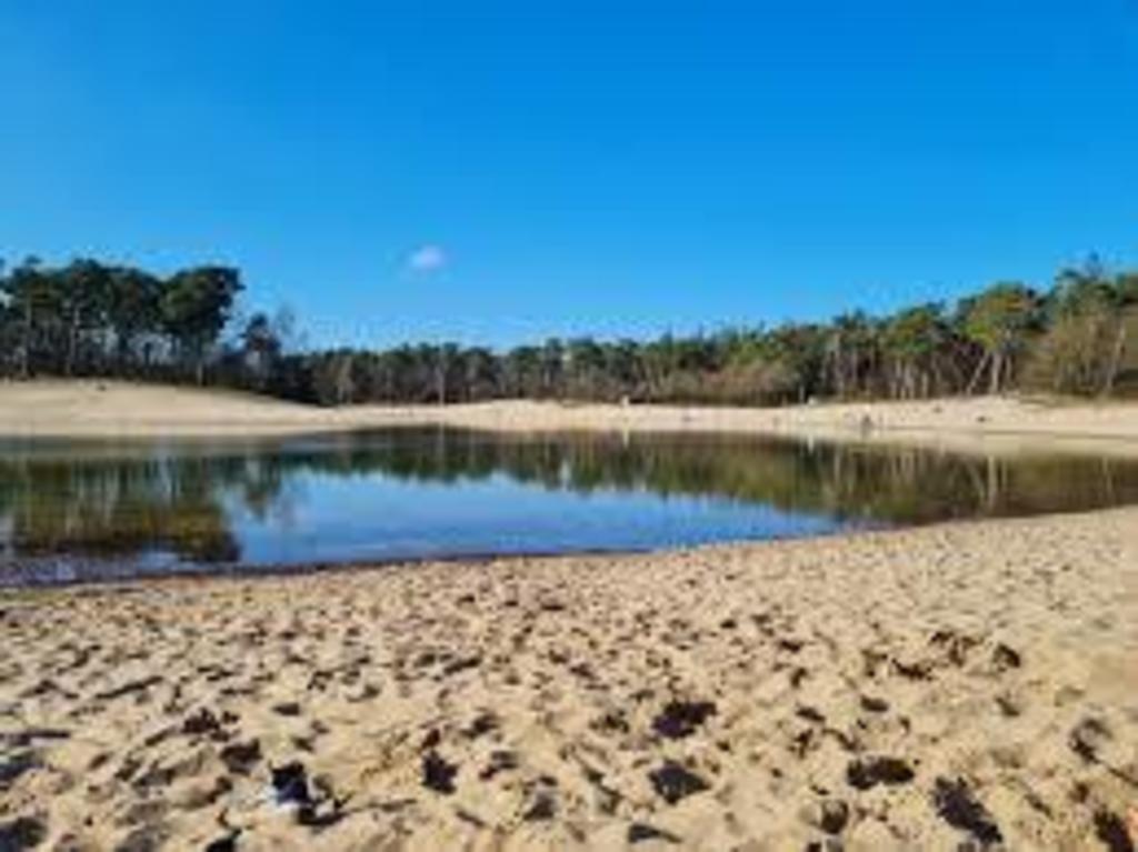 henschotermeer, pond and beach (10 km.)