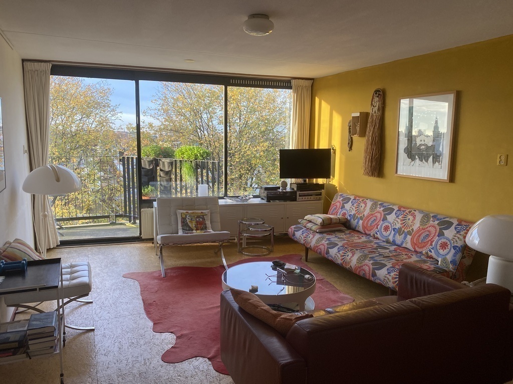 Livingroom, few on center of Amsterdam