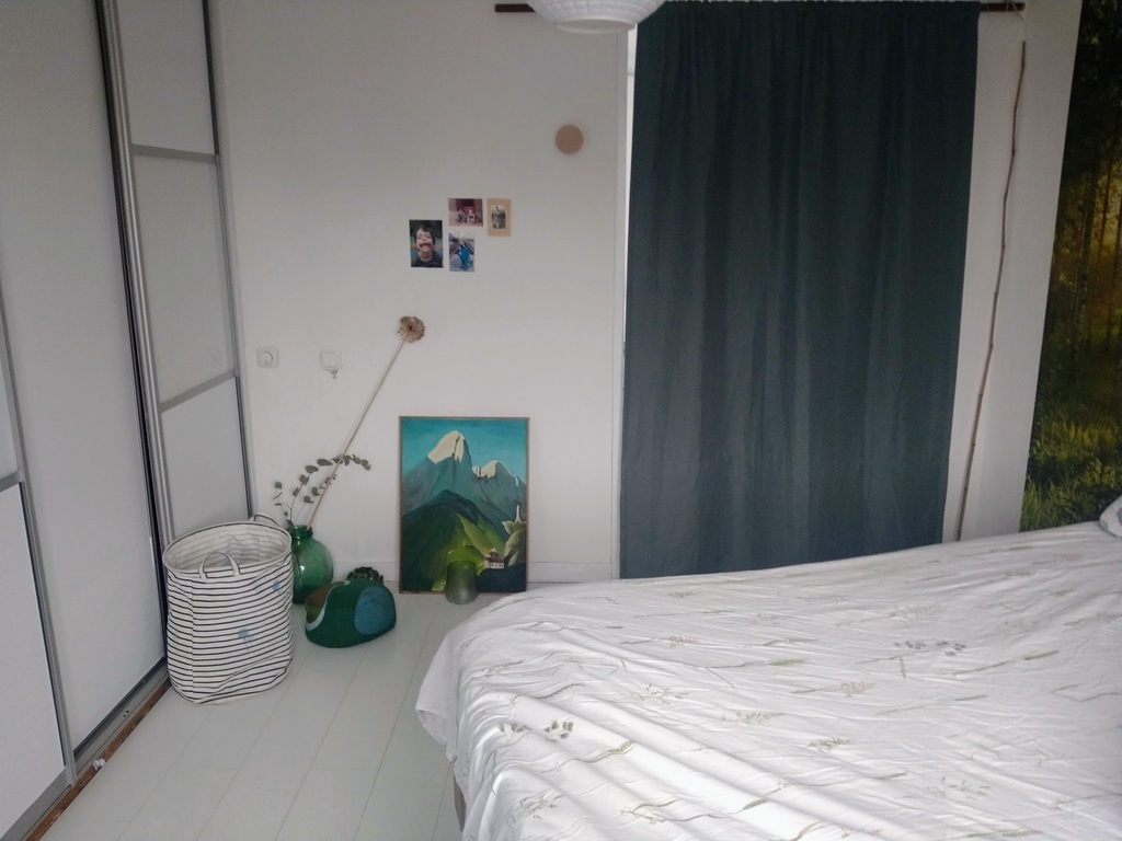 master bedroom (2nd floor)