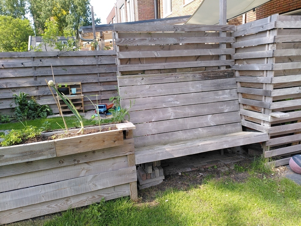 Lovely place to sit in the garden in the afternoon sun. 