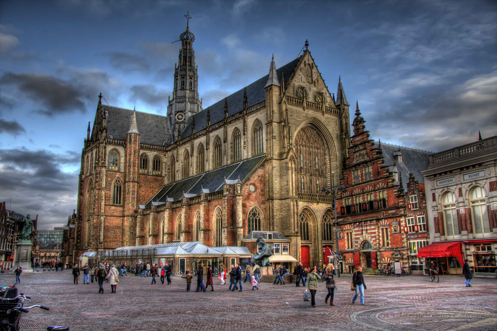 St Bavo Cathedral in Haarlem (1,5 km)