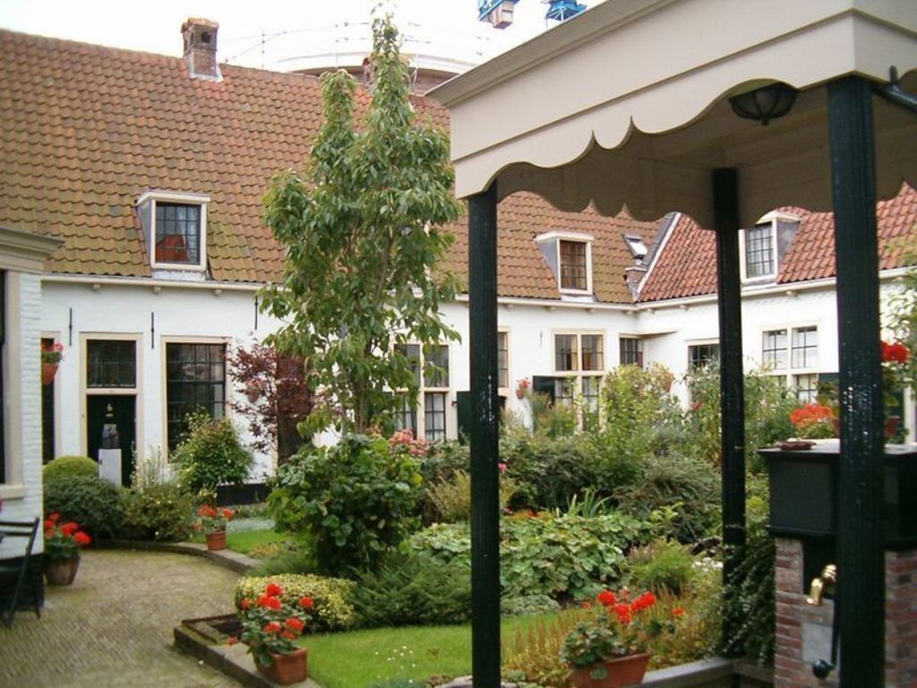 Haarlem is famous for it´s many´Hofjes´ (courtyards)