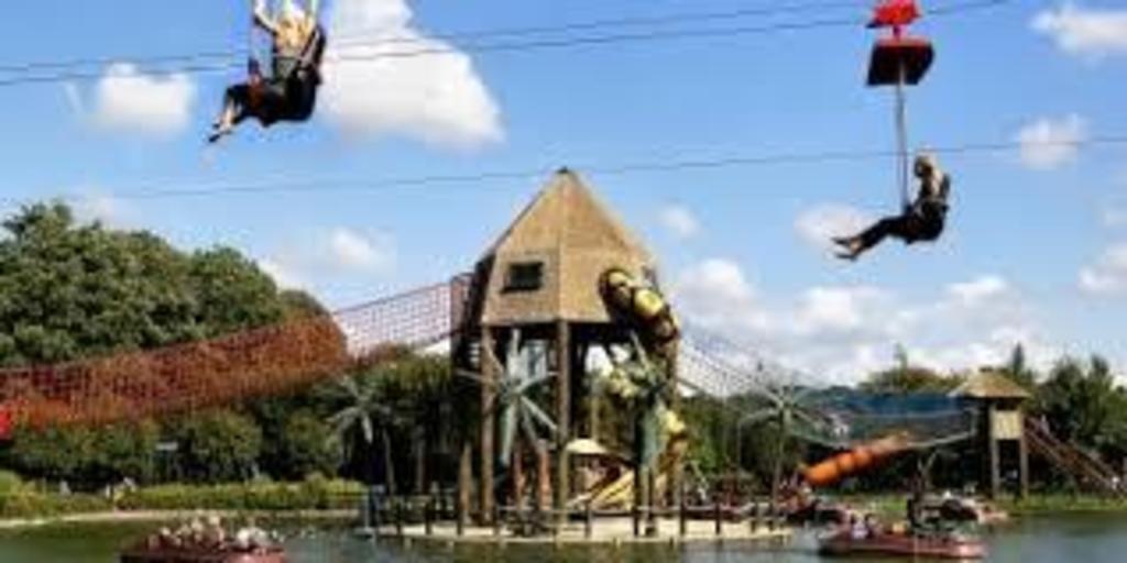 Linneaushof, biggest playground in the world (10 km)  