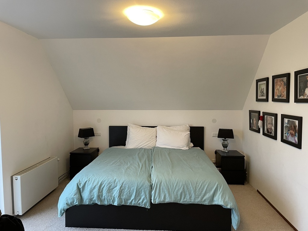 King bed master bedroom