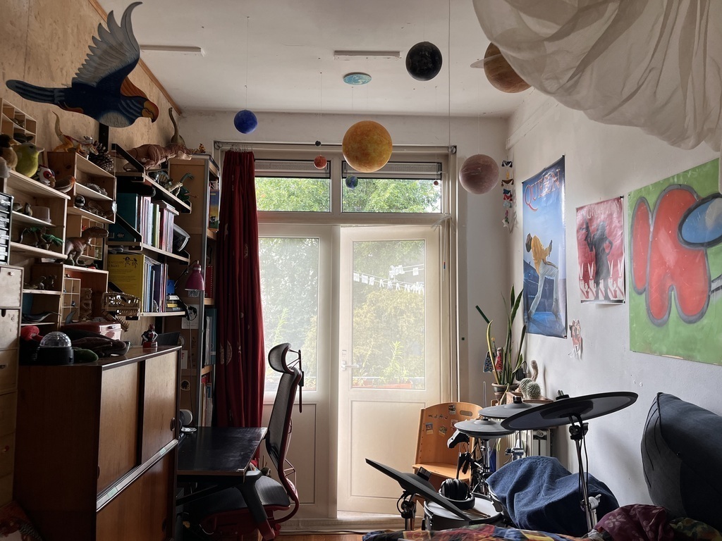 teen room with e-drumkit