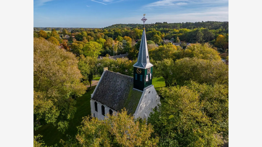 White Church of Groet, 15 minutes cycling