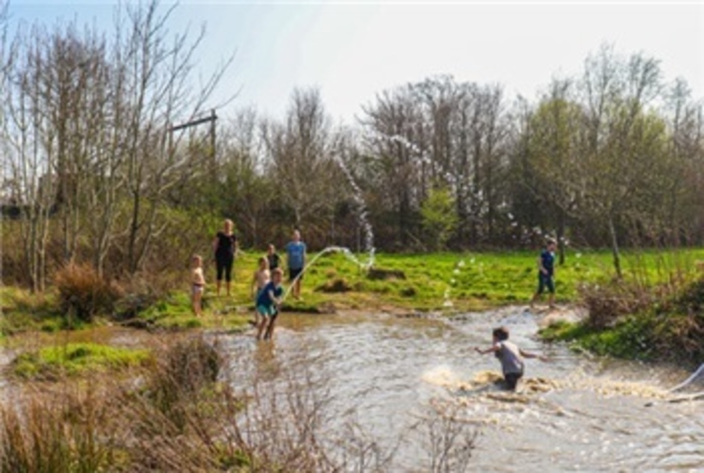 ''Blotenvoetenpad'' (bare foot path) 10 minutes by car [1 april - 1 october]