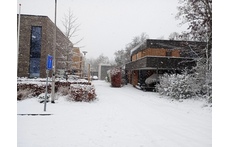 huis in de sneeuw