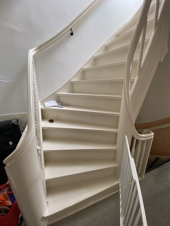 trap vanaf derde etage naar dakterras