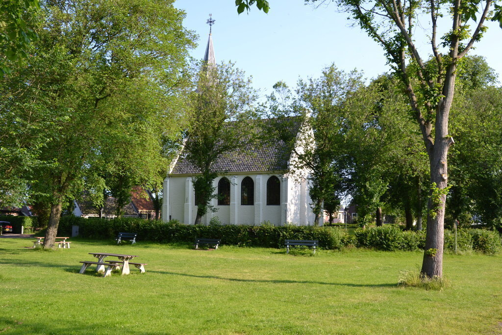 white church (17th century)