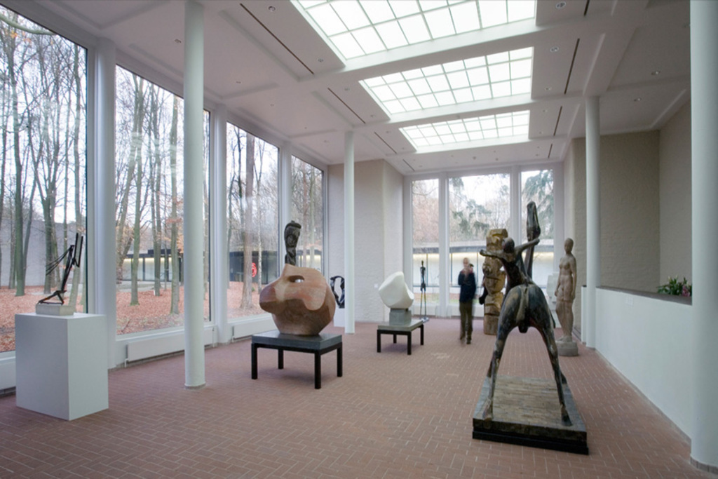 Kröller Müller Museum (30 min drive)