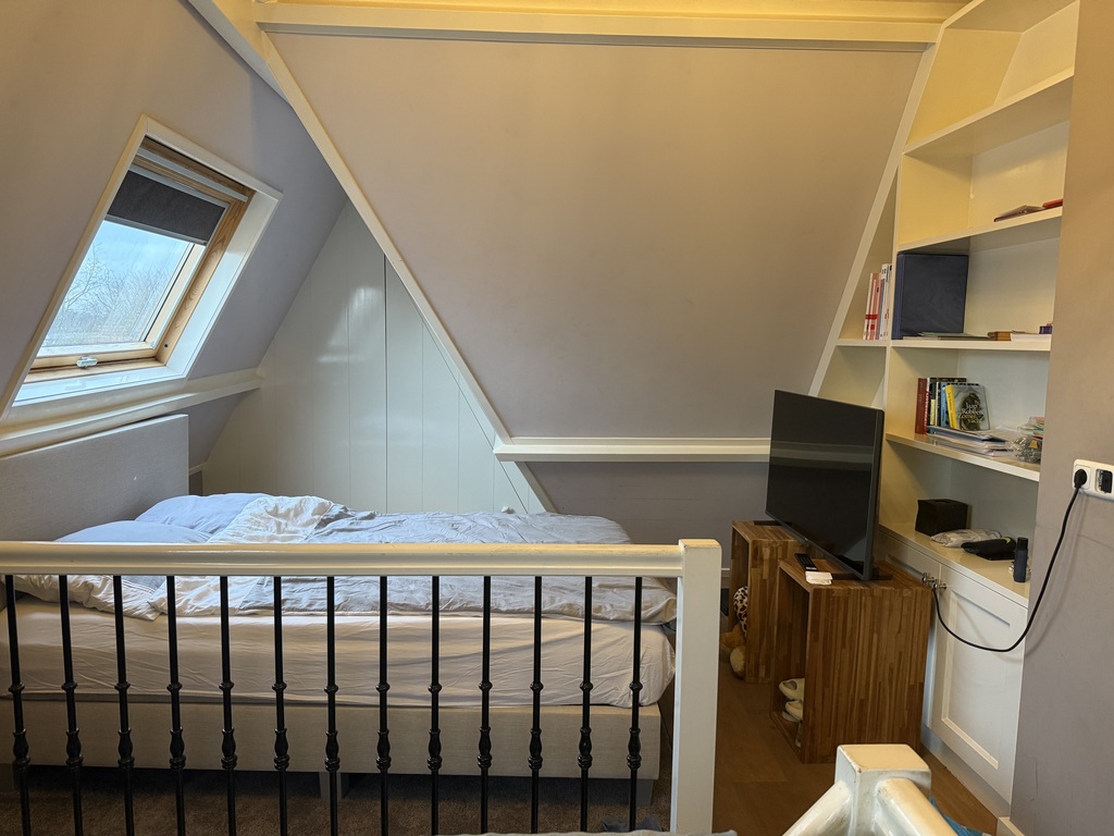 big bedroom on the 3rd floor