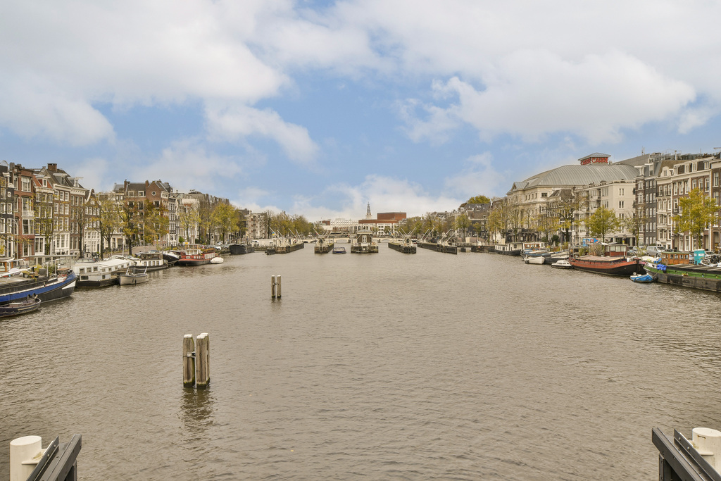 De Amstel, gezien richting centrum