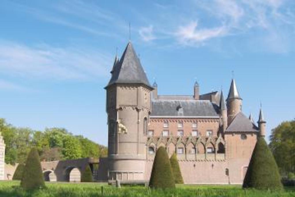 In our Province (Brabant): Castle in Heeswijk