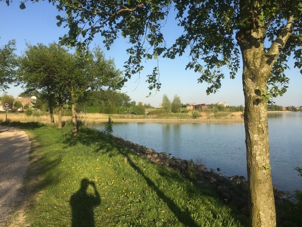Toolenburgerplas, 1 of the recreational areas in close proximity including lake, green areas & sand beaches, 10 min bike ride