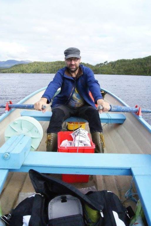 The roing boat with Siljas dad. 