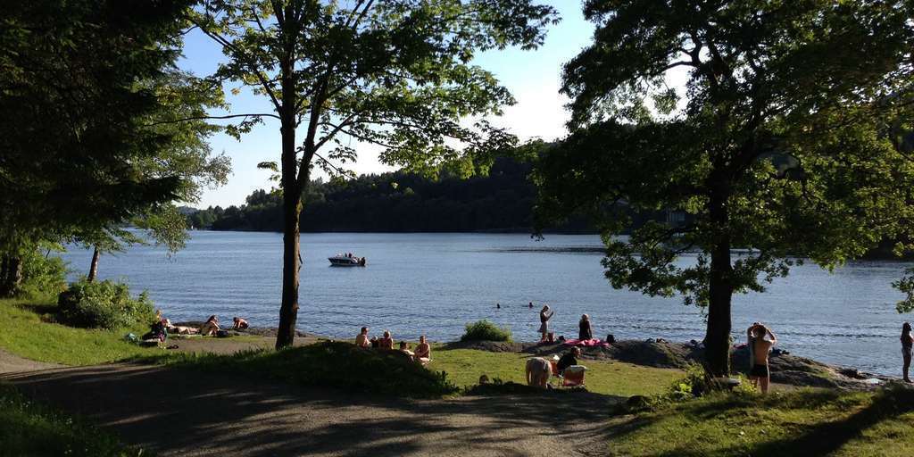 Bathing life at Gamlehaugen (7 min by bike)
