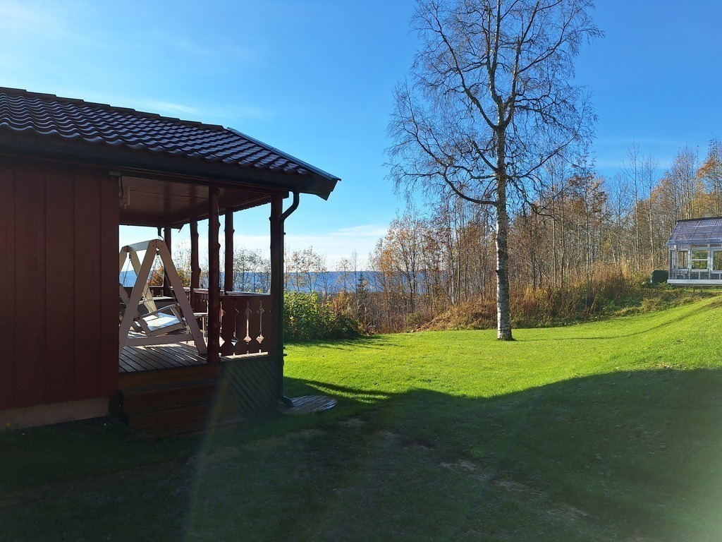 gardenview with west facing covered balcony