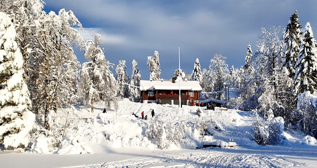Open cabin 30 minutes' walk from our house.