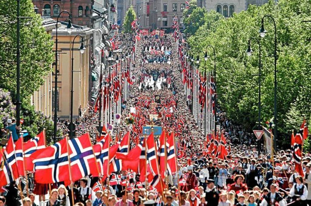 Oslo on National Day, 17 May!