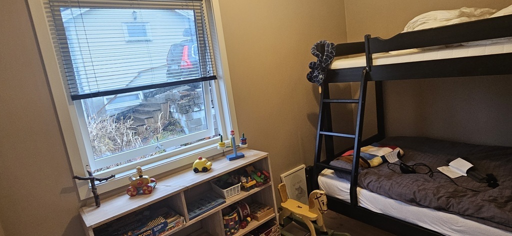 Kids bedroom