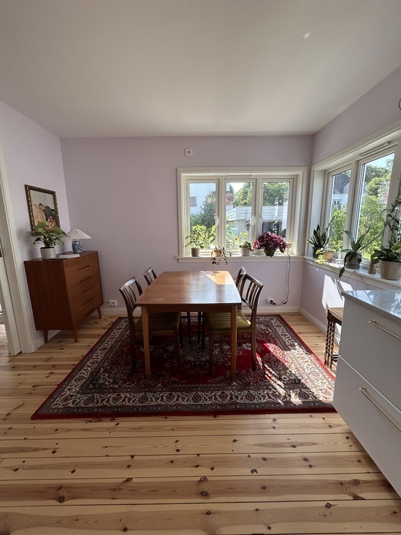 Dining area first floor