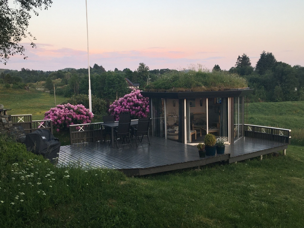 Deck and garden house