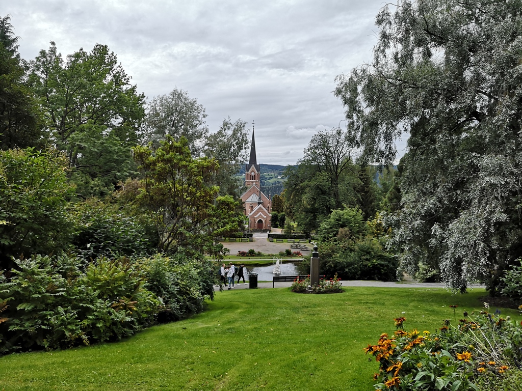 Søndre Park, public park in the center of Lillehammer by Lillehammer Churchill in the backfround