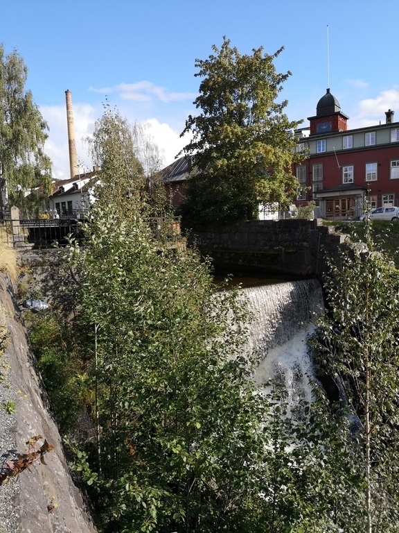 Lillehammer city center, the Mesna river.