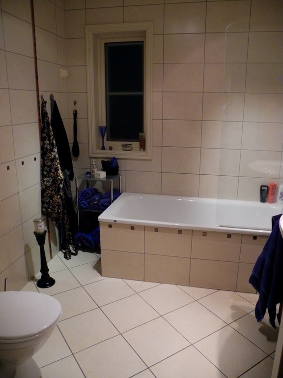 Bathroom ground floor