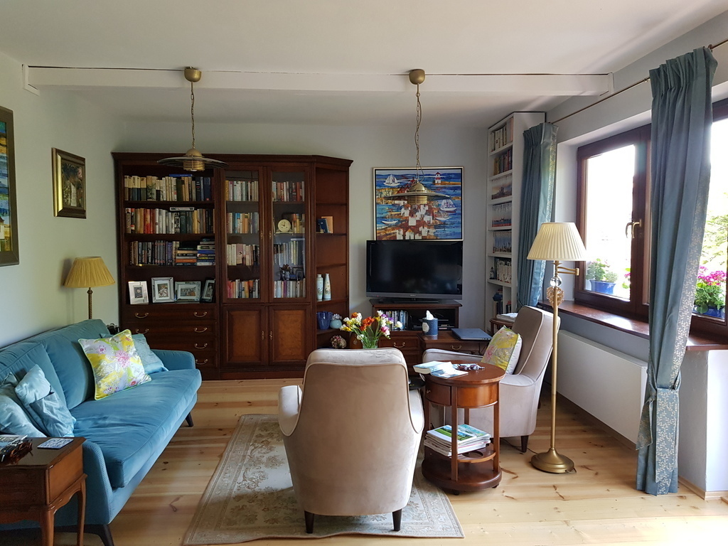 The main living room on the 1st floor  40m