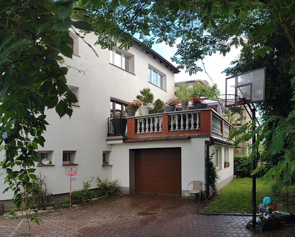 The garage and the back of the house