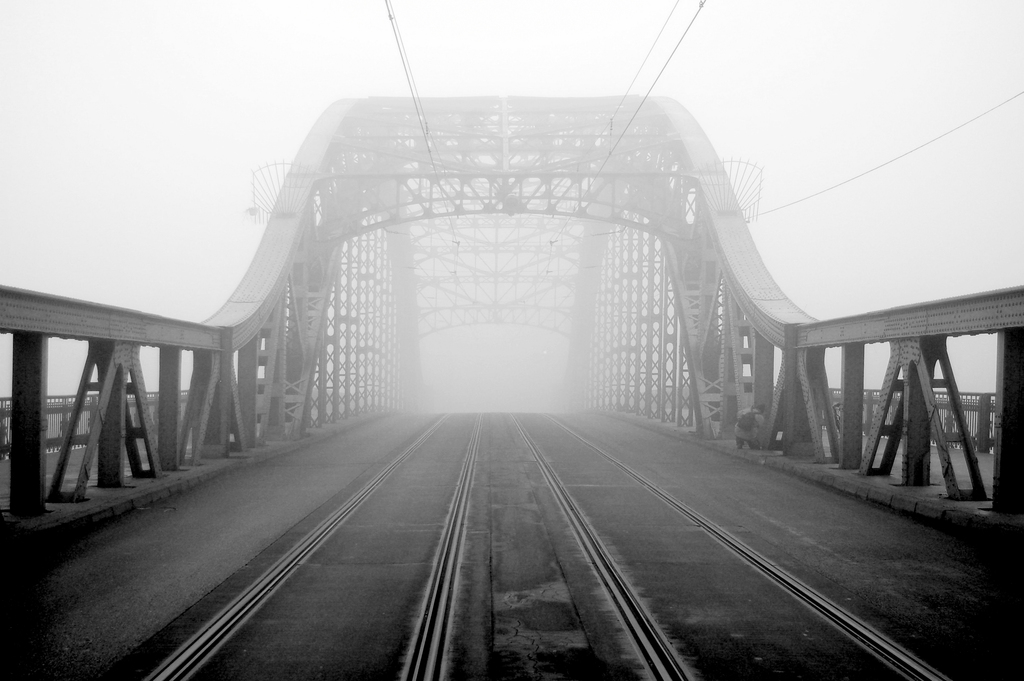 Kraków - Bridge of Piłsudski (photo: Tomasz Wysopal)