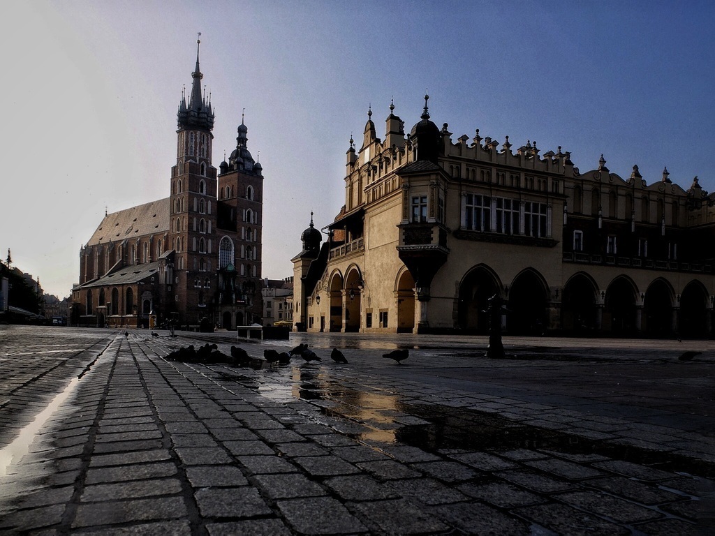 Kraków - Main Square (photo: Tomasz Wysopal)